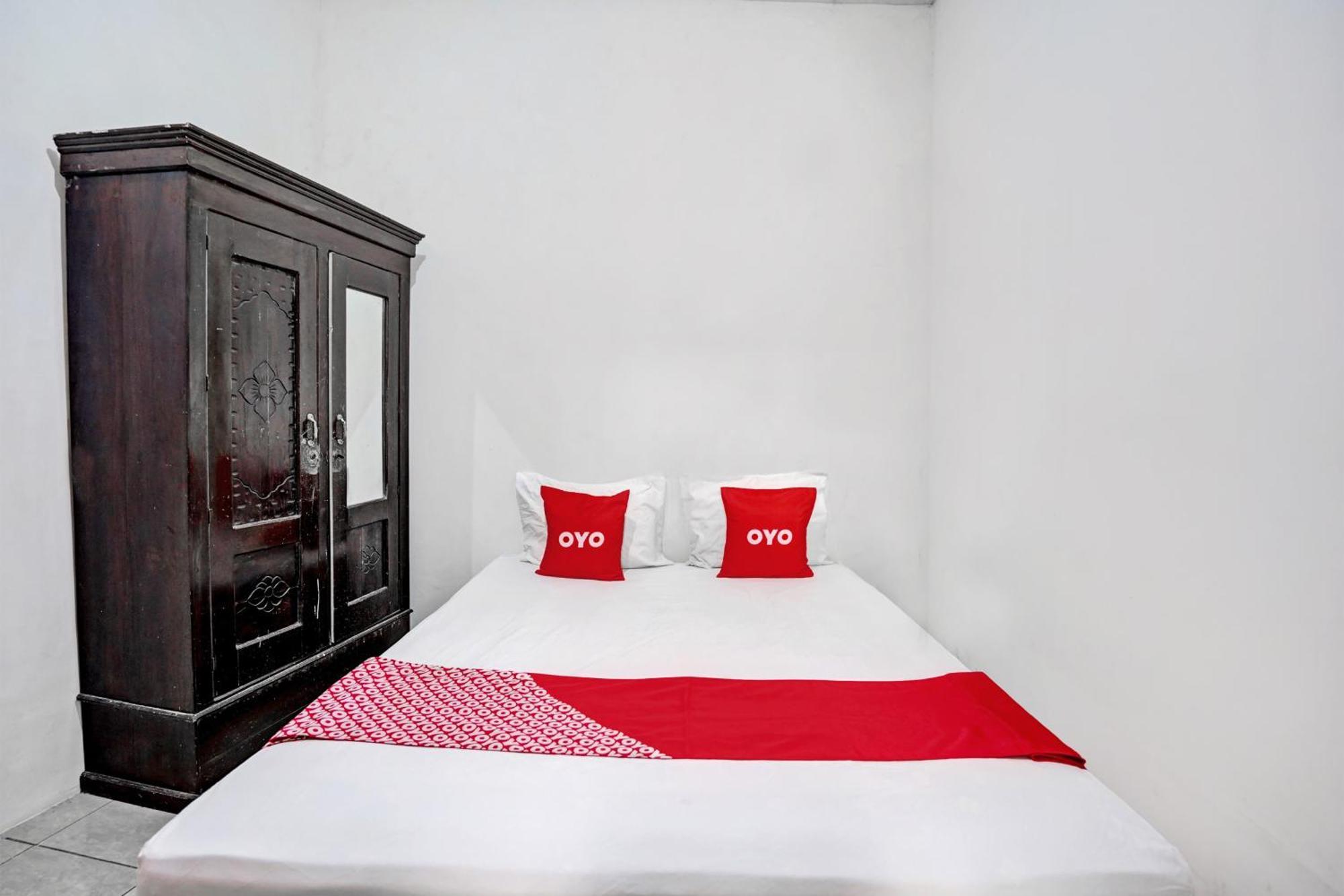 Oyo Life 92840 Wisma Morricco Jombang المظهر الخارجي الصورة